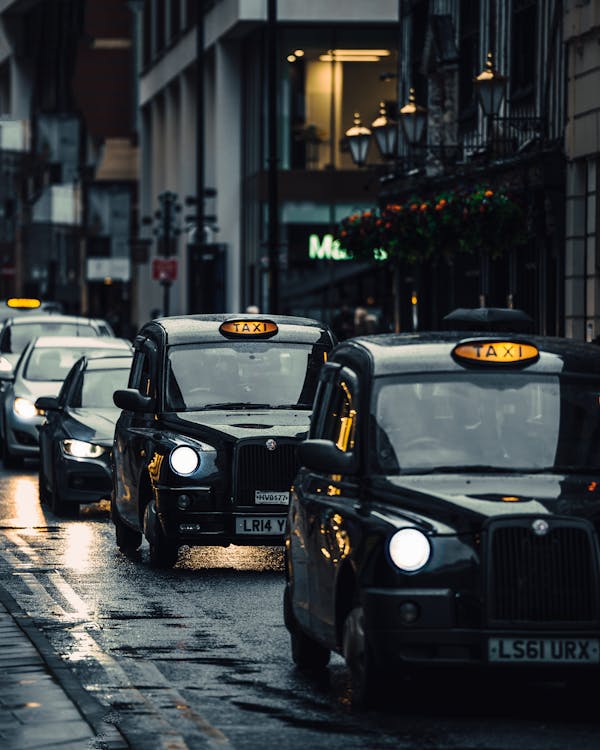 free-Taxis-of-raining